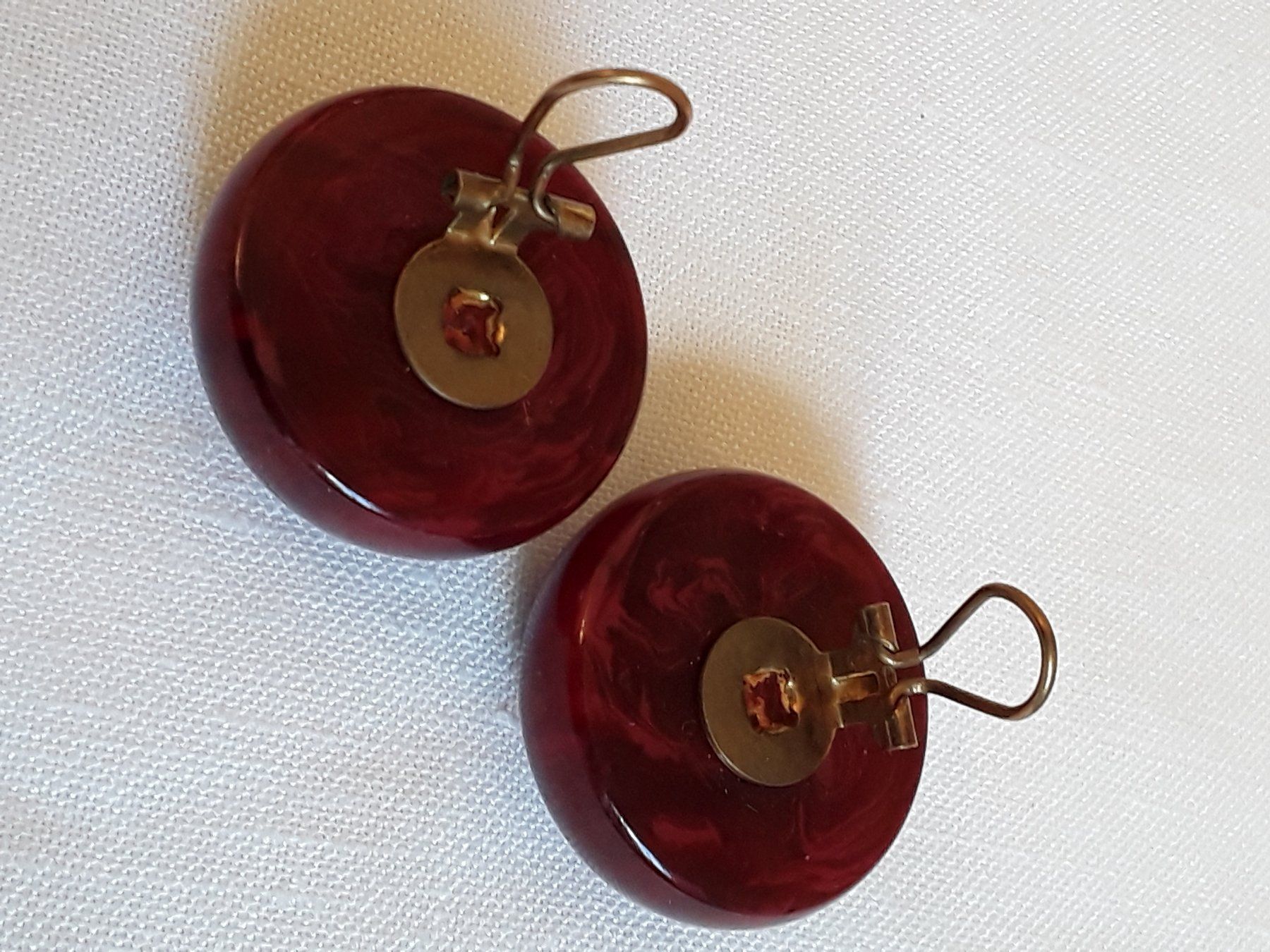 Ohrringe & -stecker: Vintage wunderschöne rote Ohrclips, ca 1950-60 – Gebraucht aus Zürich von Aleick 4