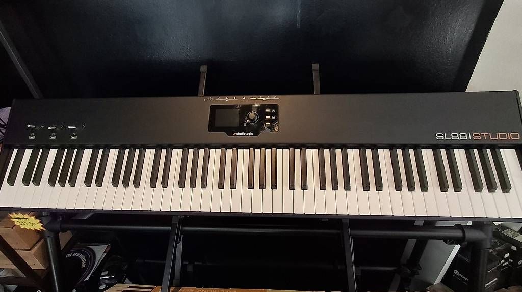 Instruments de musique: Studiologic SL88 STUDIO  – D'occasion à Locarno par ute_5qq8