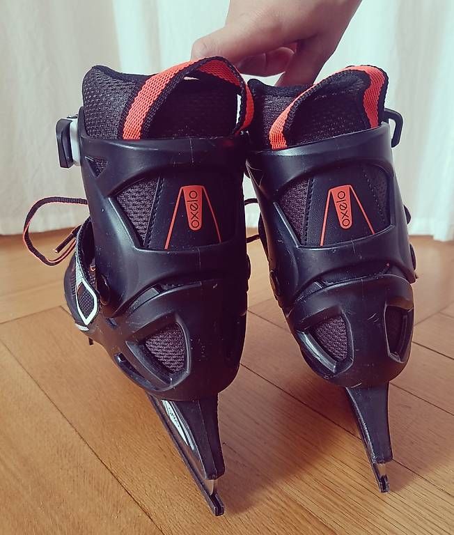 Pattini da ghiaccio: Schlittschuh Grösse 32-35 – Usato da Basel venduto da Anna028 1