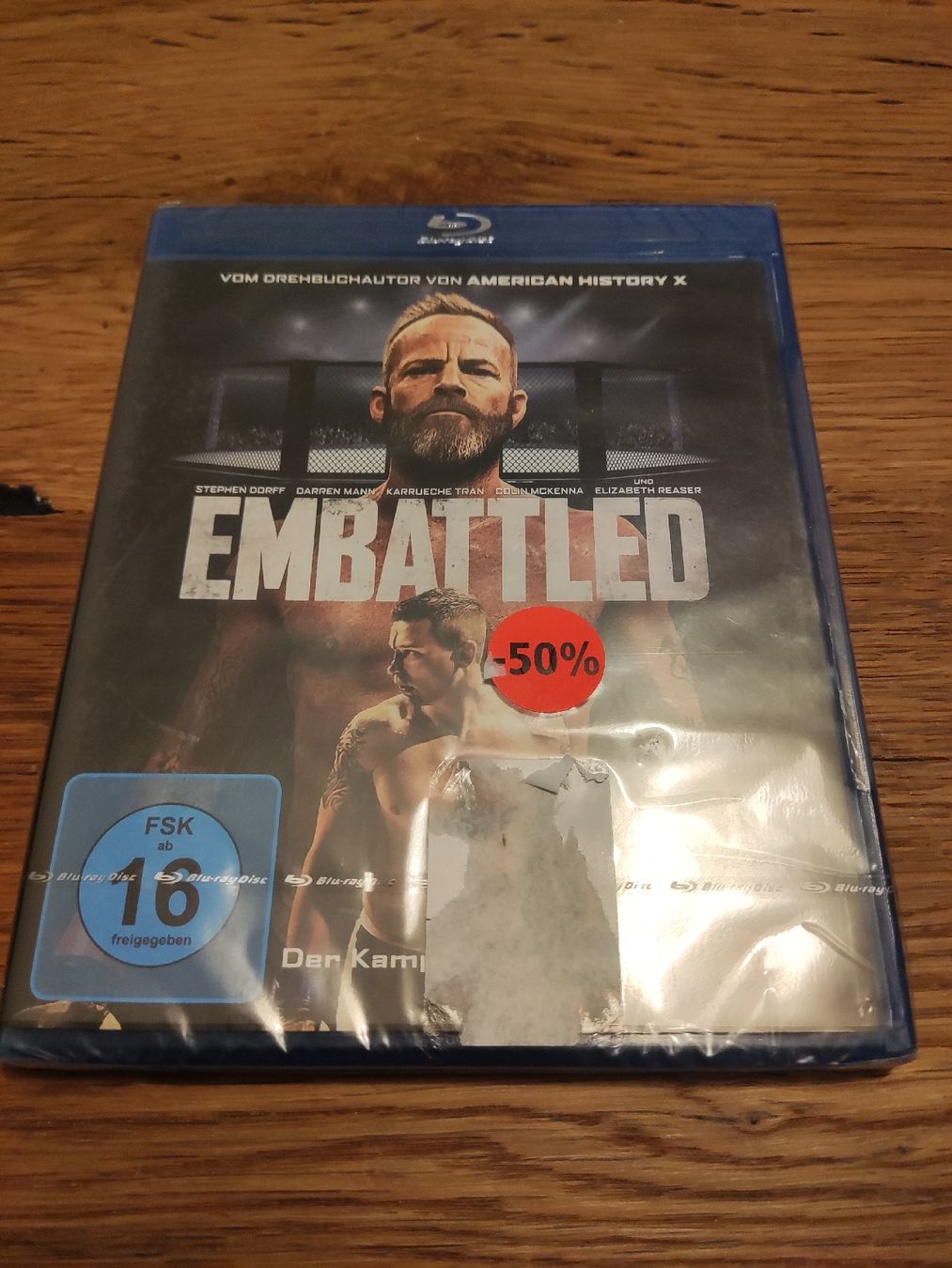 Tutti i DVDs: Embbattled - Blu-ray (NEU) – Nuovo e nell'imballaggio originale da Oberembrach venduto da giu_7ksd