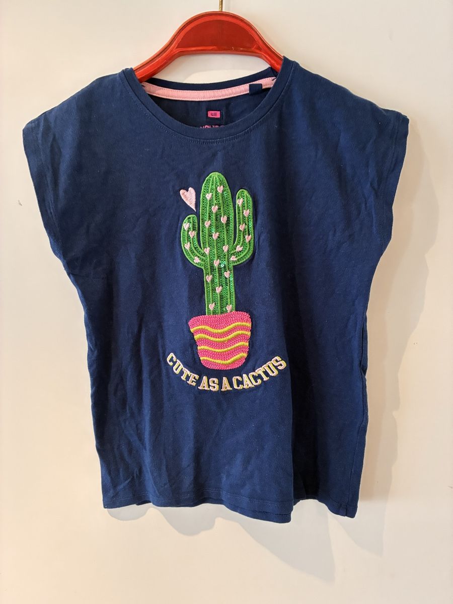 Camicette, T-shirt & Top: Schönes Tshirt Gr. 122/128, WE – Usato da richterswil venduto da lunamarie001