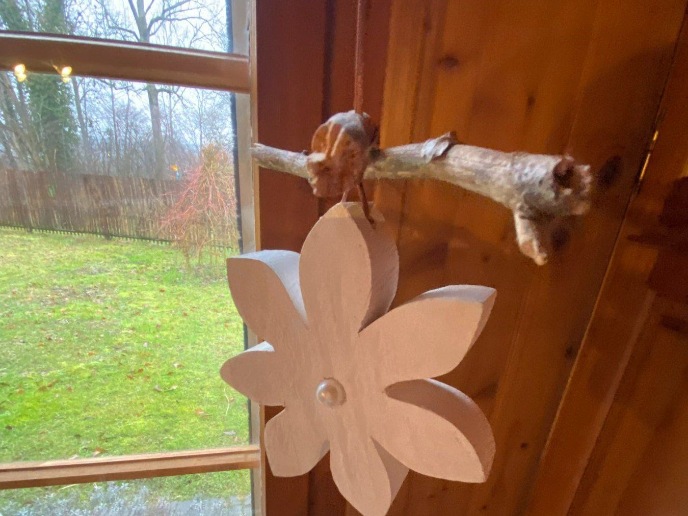 Tutte le decorazioni: DEKO BLUMEN-HOLZ – Usato da Meienried venduto da ManuelaBoutique 7