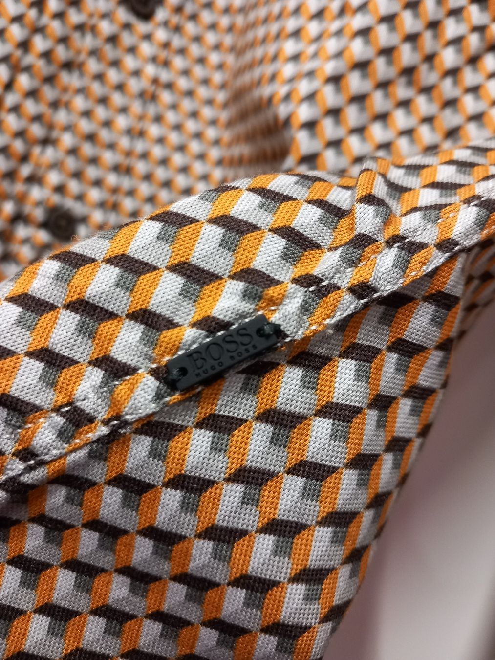 Hugo Boss Hemden: HUGO BOSS Herrenhemd Gr.S, Retro Muster – Gebraucht aus Gwatt (Thun) von umwelt-brocki 4