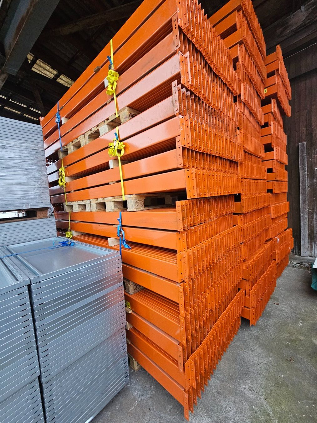 Scaffali: Palettenregal / Schwerlastregal Kom. Dexion – Usato da Bazenheid venduto da DonAleks91