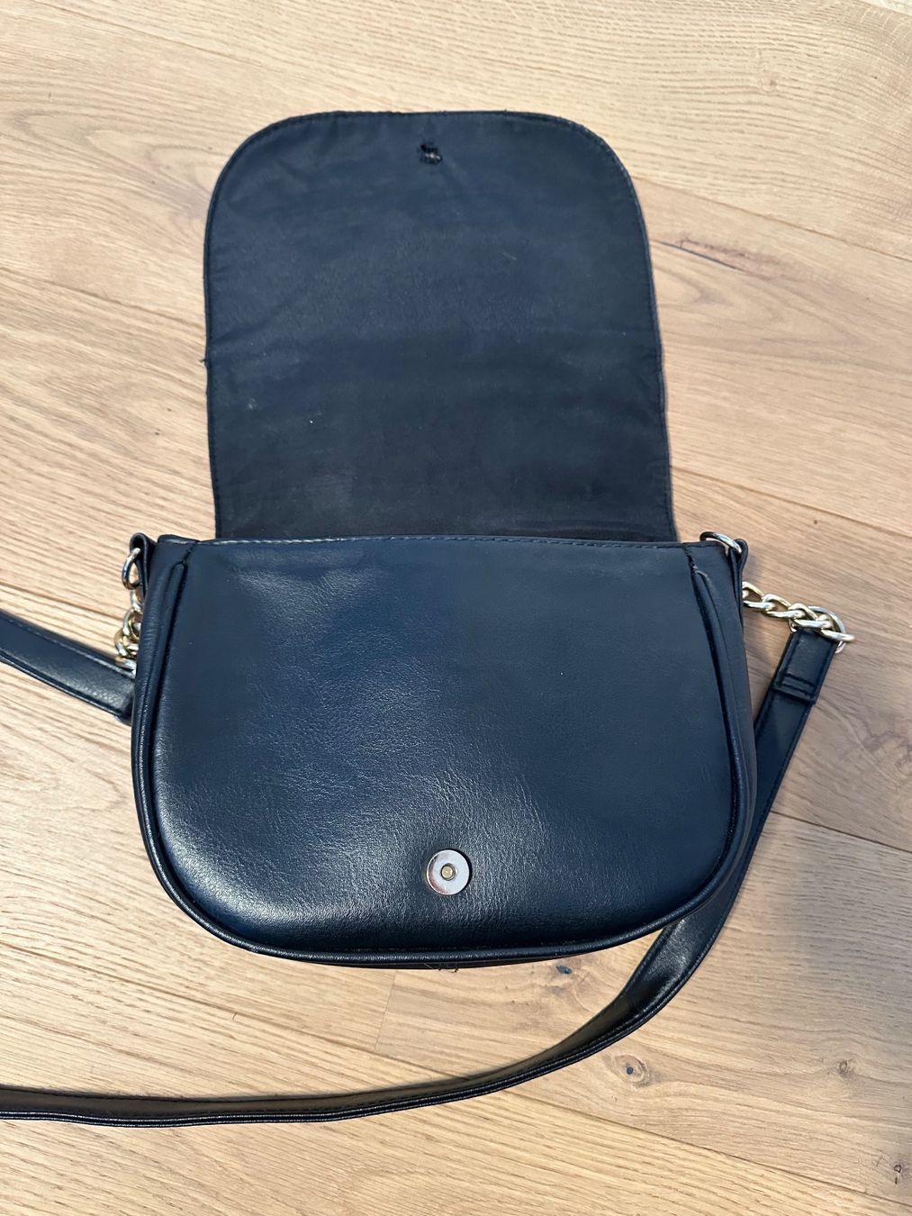 Borse da donna: Atmosphere Handtasche – Difettoso da Rickenbach b. Wil venduto da Salsch 2