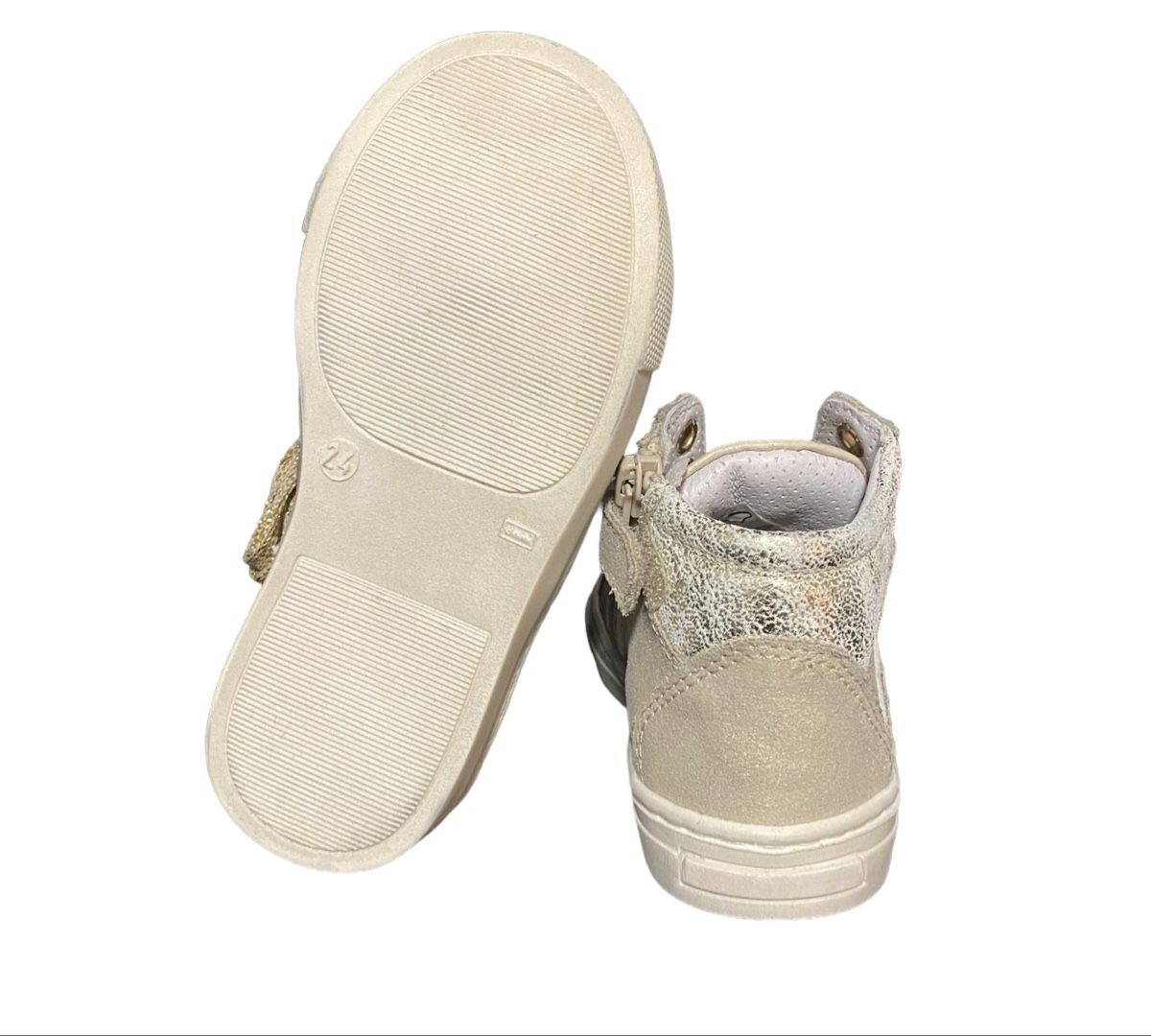Scarpe per ragazze: Liquidation- Sneaker, Übergangsschuhe Gr. 24,25,27 – Nuovo e nell'imballaggio originale da Steinhausen venduto da Jan_CesilWeber 2