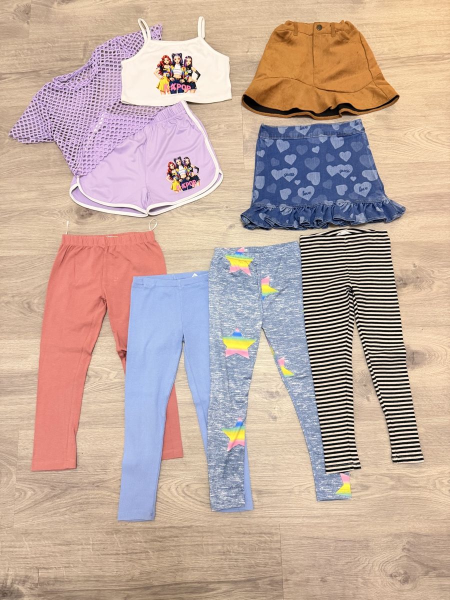 Lotti & Set di vestiti: Kleiderpaket, Mädchen, 110 – Usato da Wilen b. Wil venduto da carpediem25