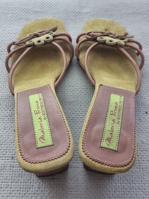 Scarpe da donna: Grüner Wildleder-Slipper mit Absatz, Gr 39.5 – Usato da Basel venduto da Mamaree 3