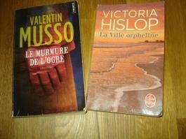 lot de 2 livres de poche
