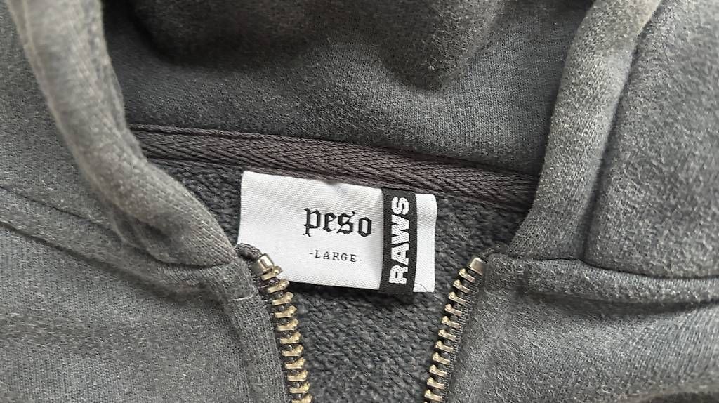 Giacche: Peso Raws Zipper – Usato da Mörschwil venduto da eli_7b5m 1