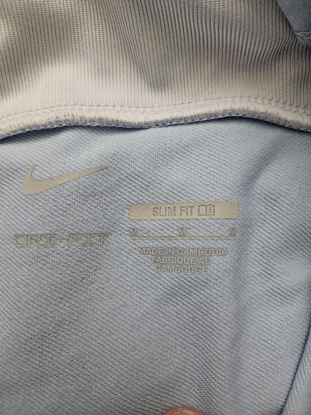 Nike Maglioni & Felpe: Nike Dri Fit Pullover Gr.M – Usato da Emmenbrücke venduto da TopGato 2