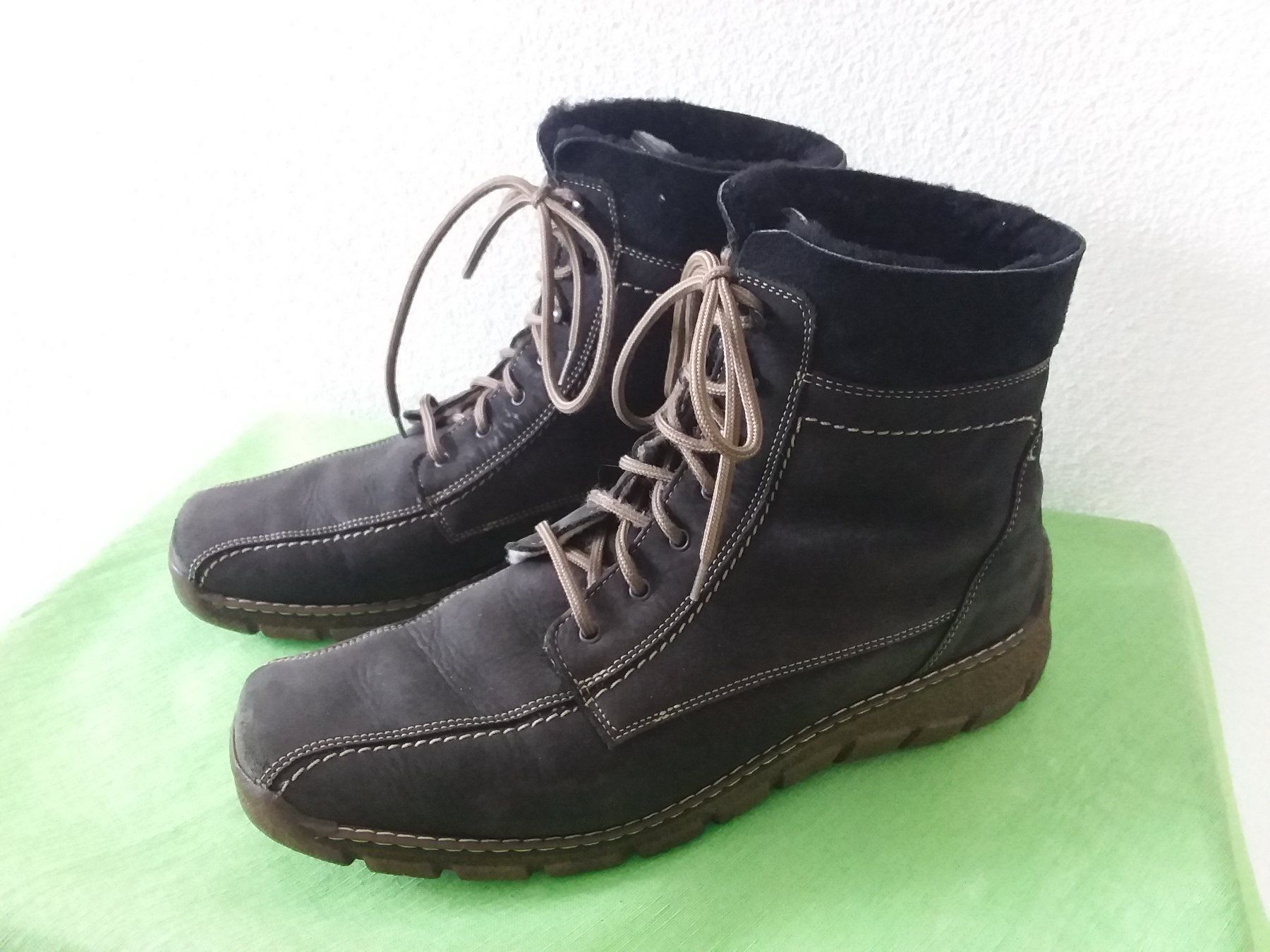 Chaussures femmes: BAREFOOT Winterstiefel, Gr 41, braun – D'occasion à Uitikon Waldegg par Risibisi7