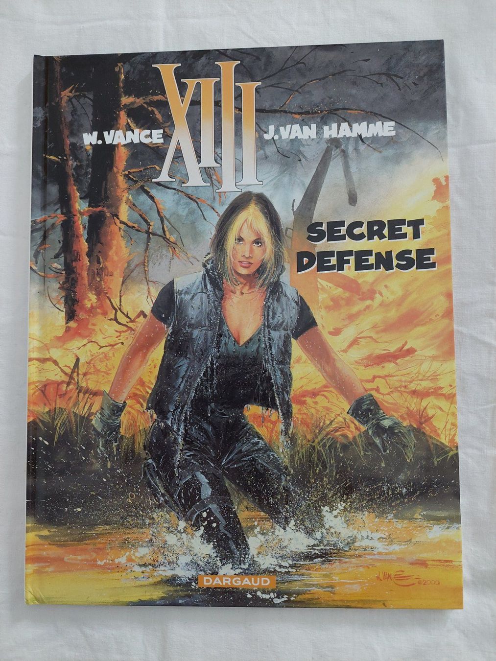 Fumetti: XIII T.14 Secret Défense EO TBE – Usato da Genève venduto da Blu_BD