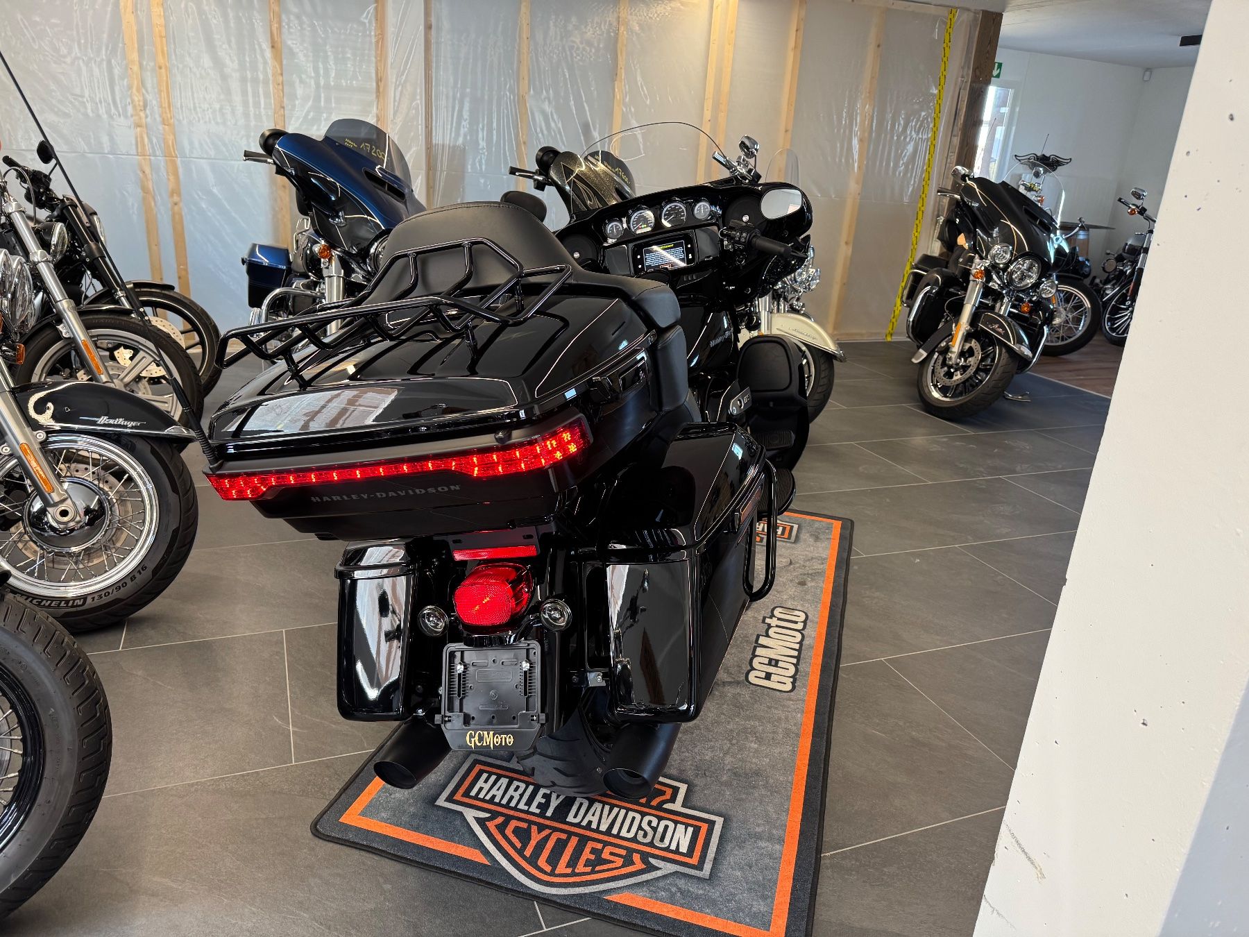 Harley-Davidson Touring: Harley Davidson Electra Glide 114 LEASING POSSIBLE – Usato da Echallens venduto da HD90 8
