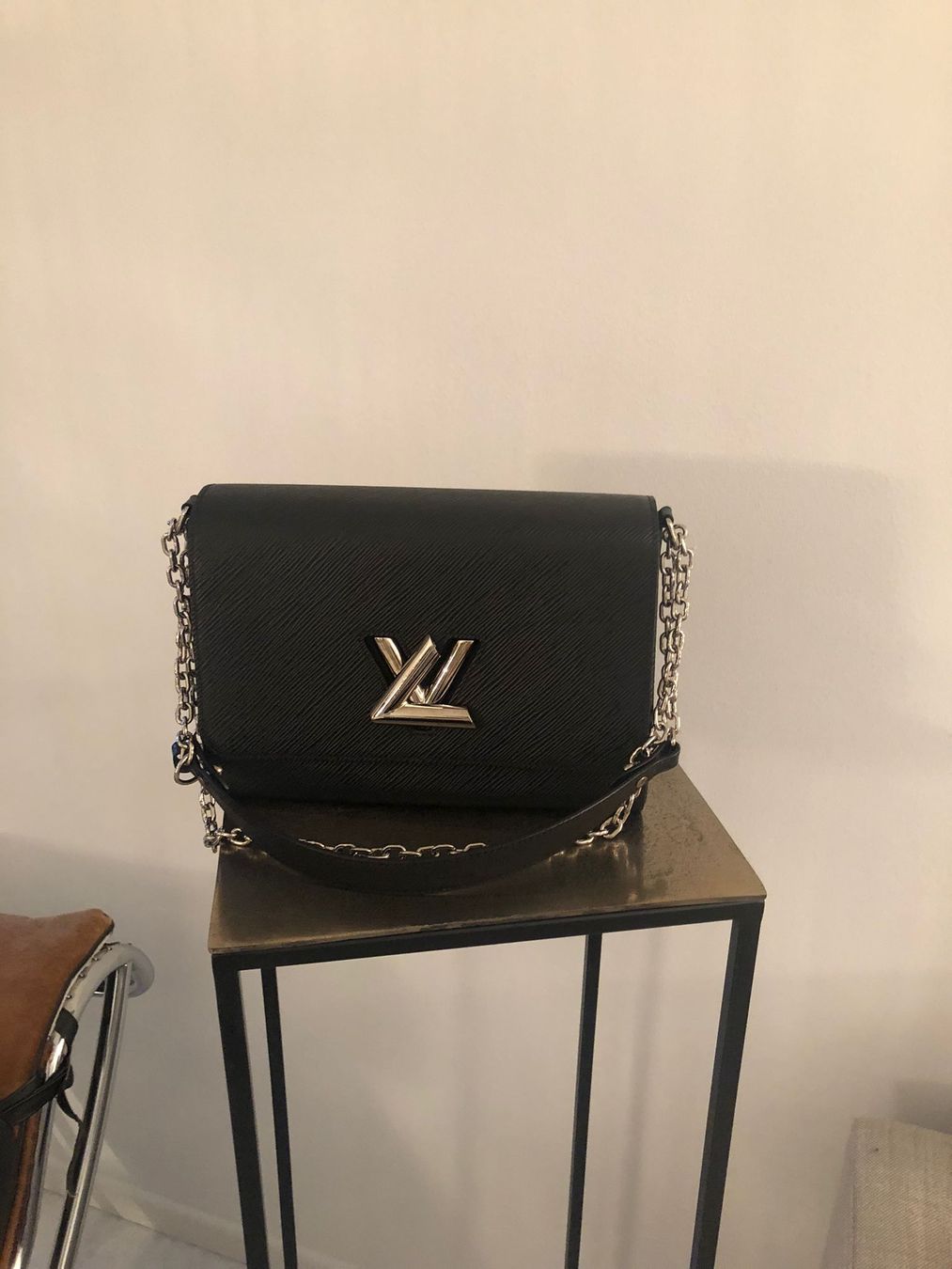 Louis Vuitton Borse da donna: LOUIS VUITTON TWIST ÉPI NOIR – Usato da Ascona venduto da principessacaroline