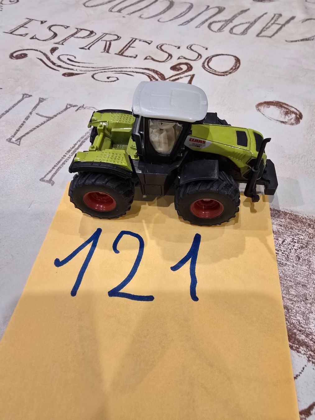 Siku Kit di modellismo & Modellini statici: Siku - Claas Xerion 5000 TRAC - 1/87 – Usato da Mauren TG venduto da Defrancesco