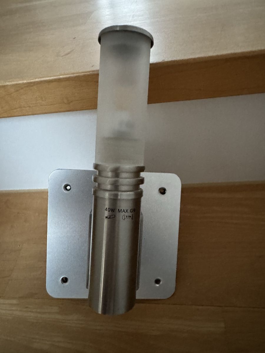 Lampade: 2 Badezimmeampen – Usato da Widen venduto da Carnevale
