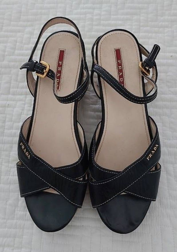 Prada Chaussures femmes: Prada Sandalen – Neuf (Voir description) à Zürich par Babadermf