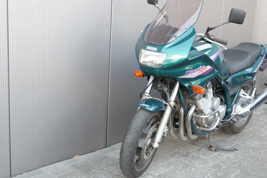 Yamaha Touring: Yamaha XJ900 – Usato da Sargans venduto da pirelli146 3
