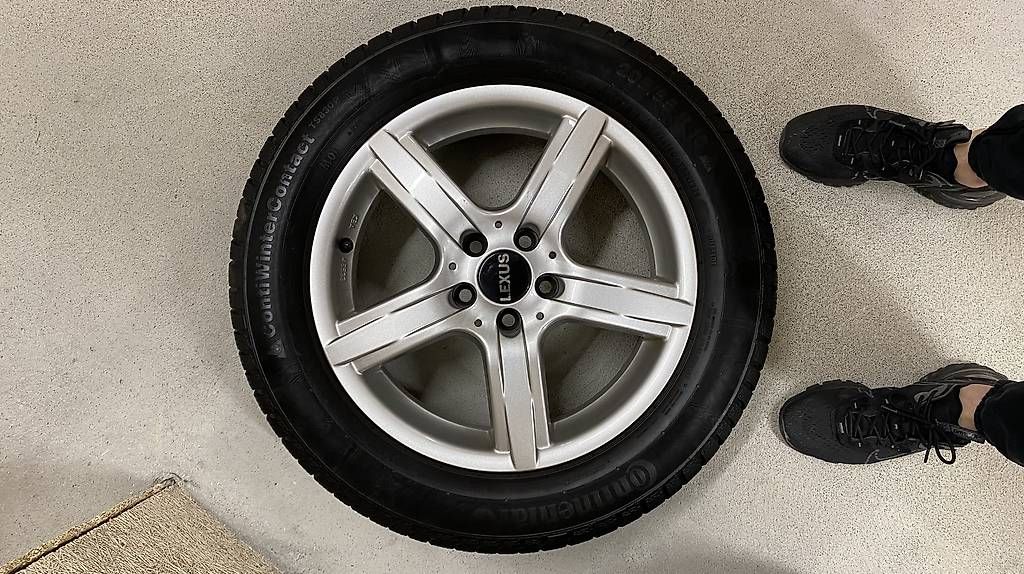 Pneus & Kompletträder: 205/55/R16 Continental ContiWinterContact TS830P – Gebraucht aus Zürich von Alex6 1