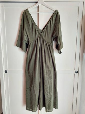 Sommerliches Kleid Massimo Dutti, elegant, moosgrün Gr. XS