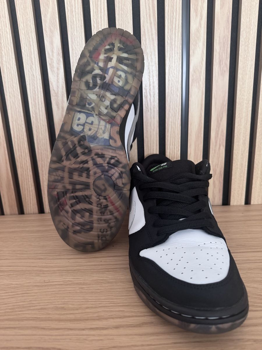 Nike Scarpe da uomo: Nike SB Dunk Low Staple Panda Pigeon – Usato da La Chaux-de-Fonds venduto da Bustabruns 3