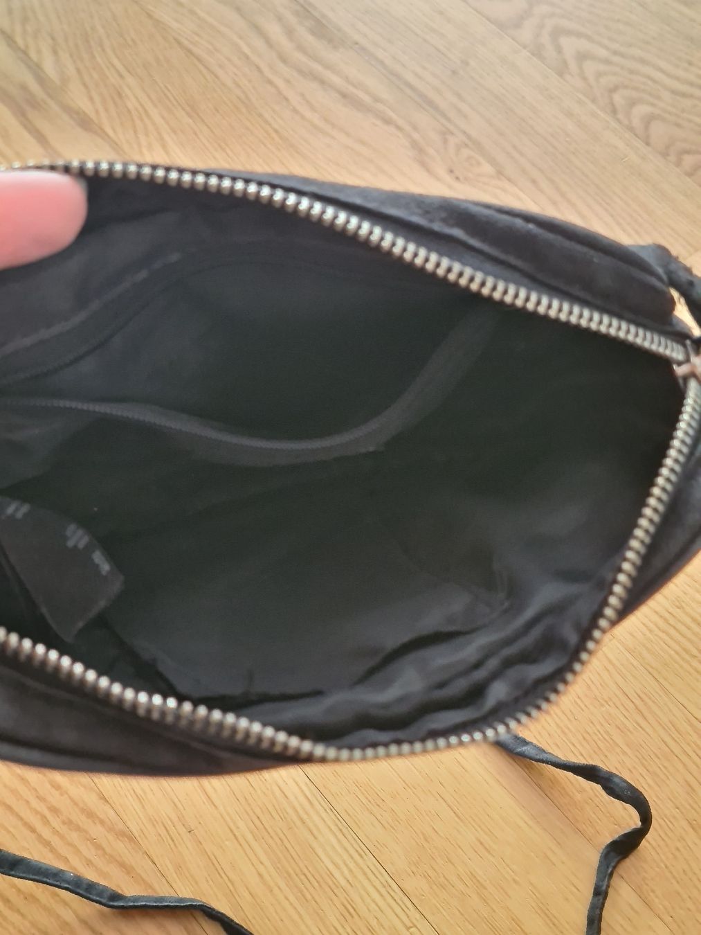 H&M Taschen für Damen: kleines H&M Täschchen schwarz – Gebraucht aus Münchenbuchsee von La_piccola