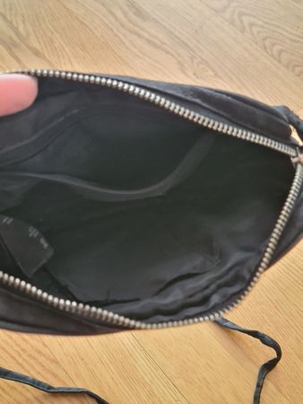 kleines H&M Täschchen schwarz