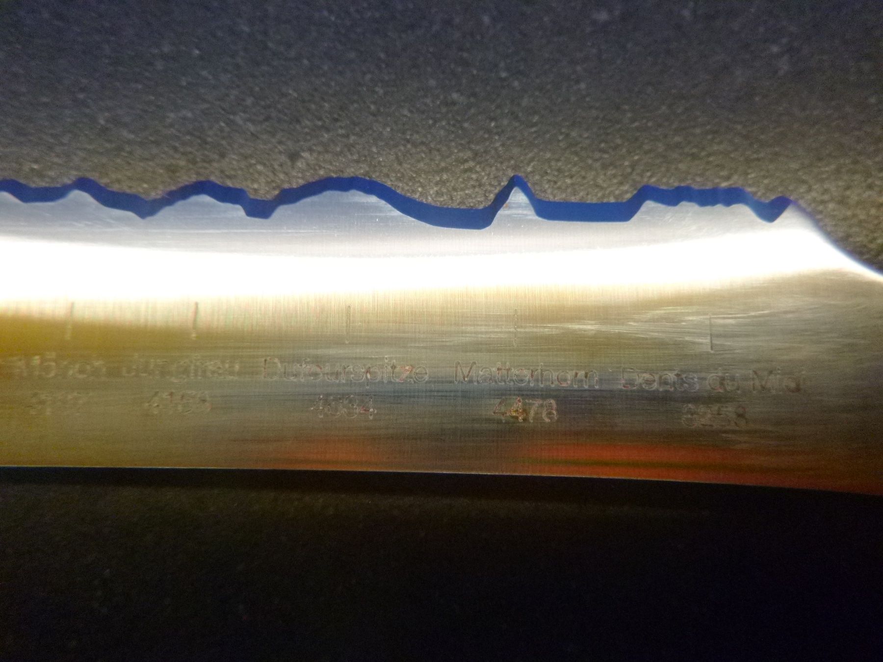 Panorama Knife Küchenmesser: "Panorama Knife" Käsemesser – Gebraucht aus Freudwil von Traktor57 2