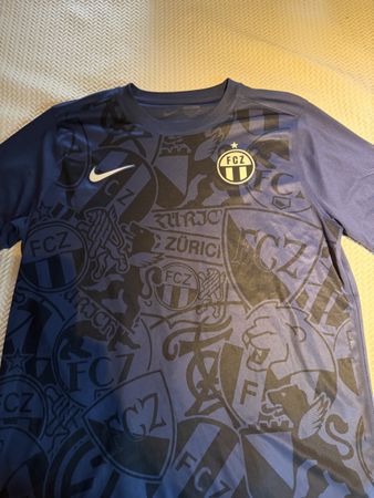 FC Zürich warm up shirt