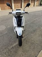 Scooter tweet 125 blanc