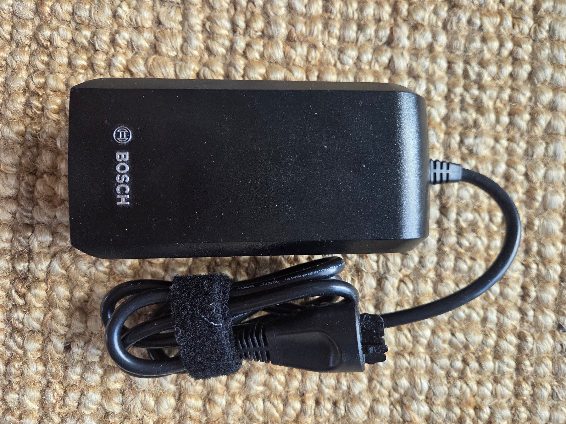 Bosch Chargeurs: Bosch E-Bike Ladegerät BCS230 – D'occasion à Schlieren par Nschmid