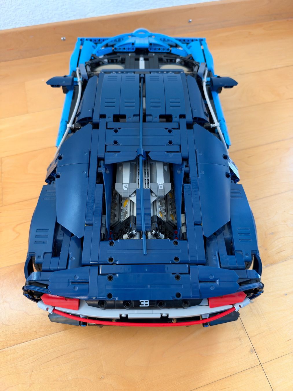 Bugatti Voitures modèles: LEGO Technic Bugatti Chiron Modellbausatz  blau – D'occasion à Niederurnen par joe_w9bp 3