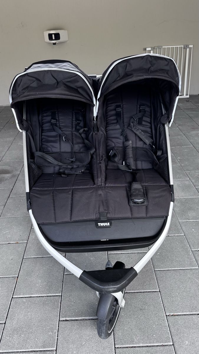 Thule Carrozzine: Thule twin stroller – Usato da Genève venduto da jhy_gls7