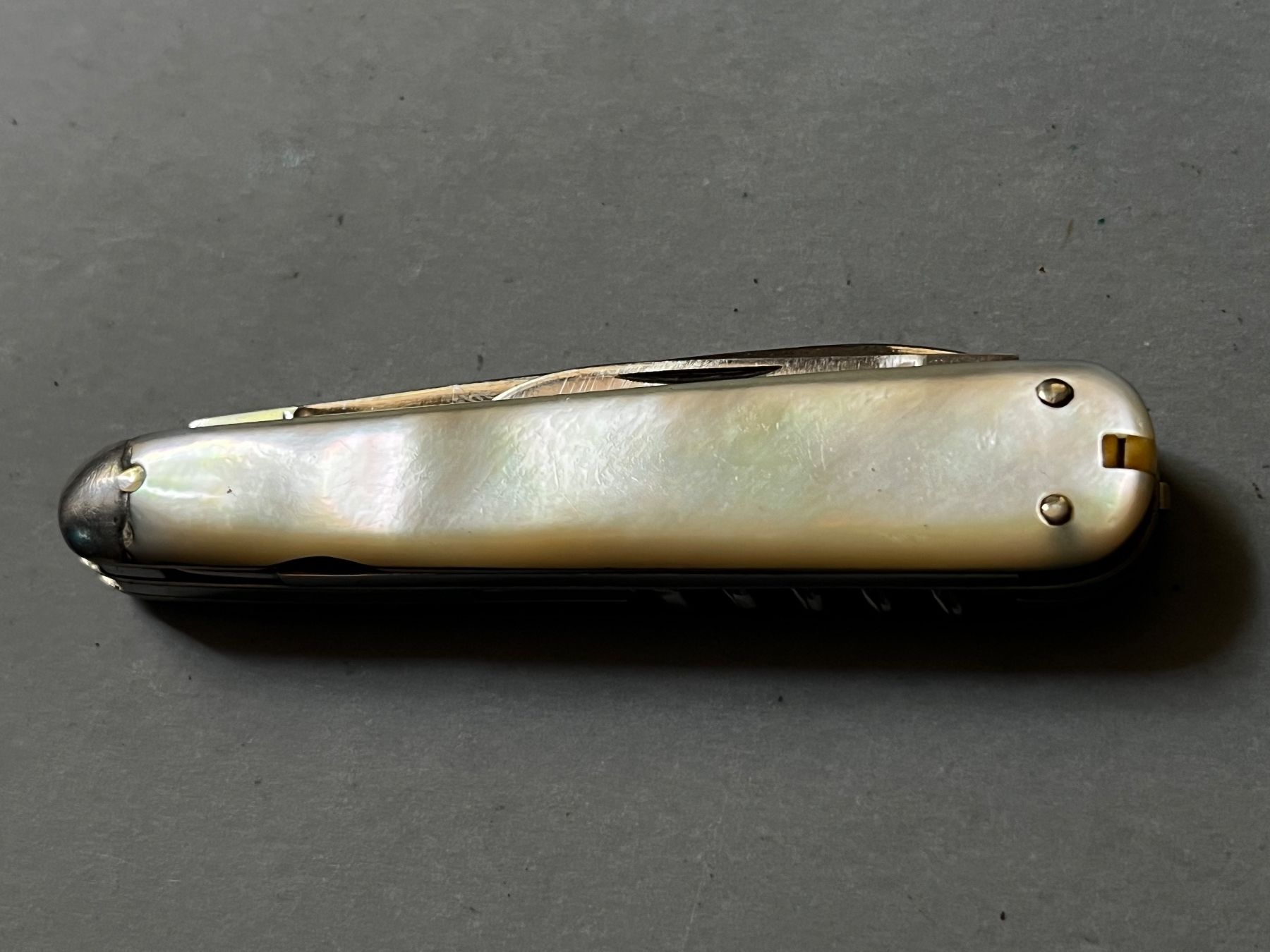 Coltelli tascabile: Sackmesser Bühler Langenthal 80 mm Perlmutt, mit Etui - RAR – Usato da Zürich venduto da FV.vintage 6