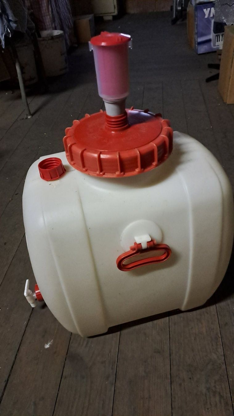 Zubehör: Mostfass 60 Liter Kunststoff – Gebraucht aus Leimbach AG von volta69 1