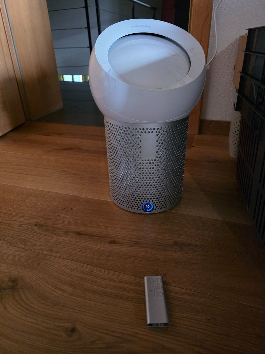 Dyson Ventilatori: Dyson C9E Dyson Pure Cool Me - Luftkühler und Ventilator – Usato da Walterswil BE venduto da Lonitti 3