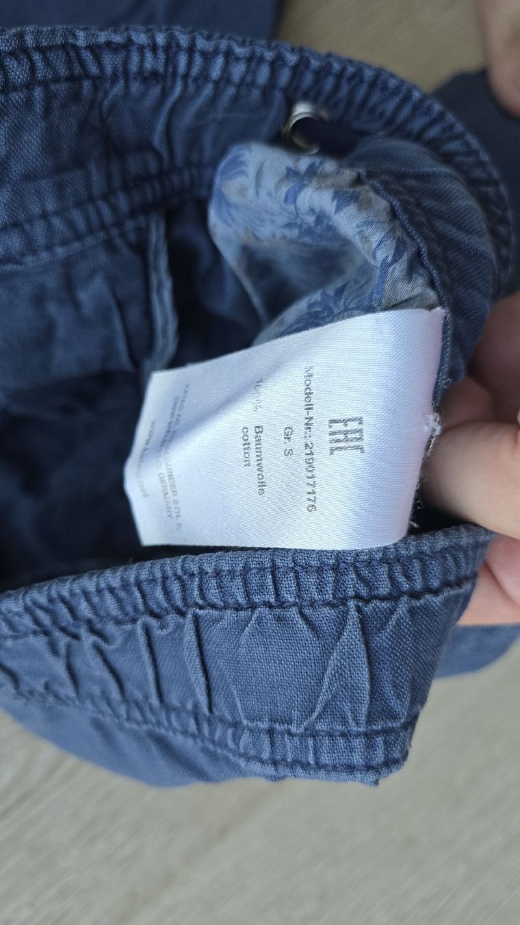 Hosen: Kurze Hose dunkelblau Grösse S – Gebraucht aus Hurden von mar_7ssf 2