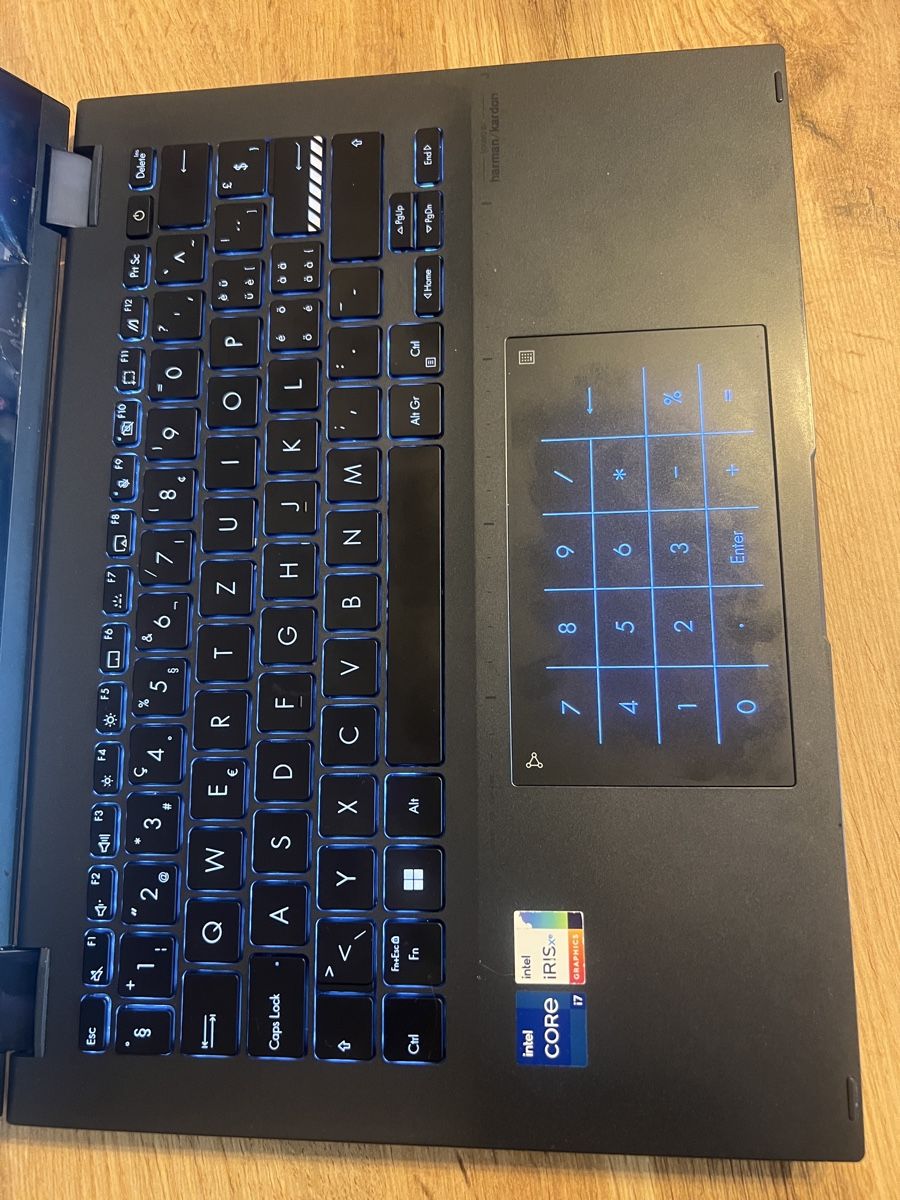 Asus Notebooks: Laptop ASUS Vivobook Intel Core i7 – Gebraucht aus St. Gallen von Costy02 1