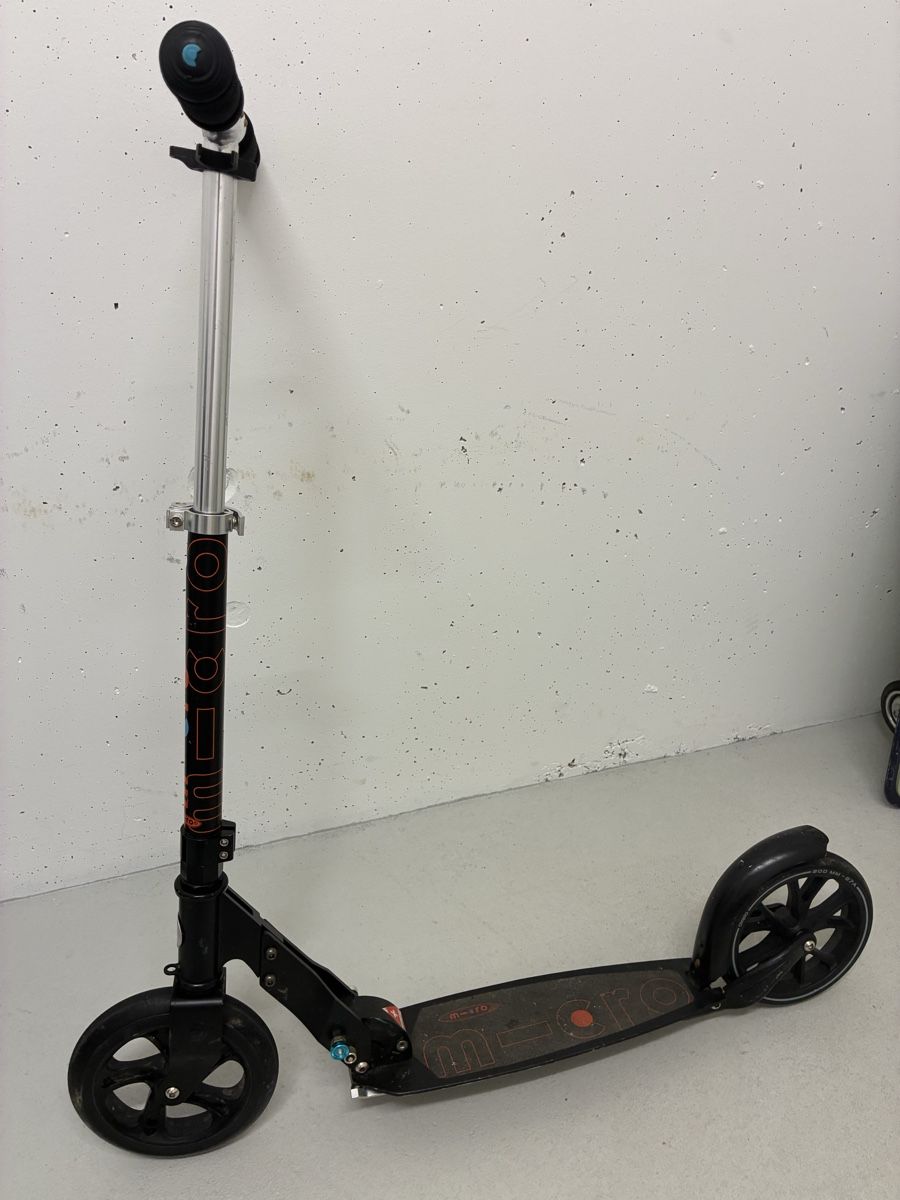 Micro Kickboard: Trottinette Micro Black – Gebraucht aus Bulle von Dom99