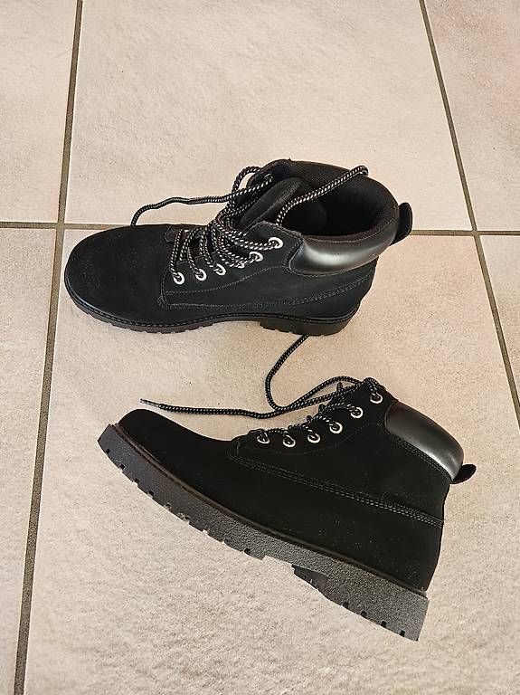 Scarpe da donna: Bottines taille 37 – Usato da Vétroz venduto da sas_yln5