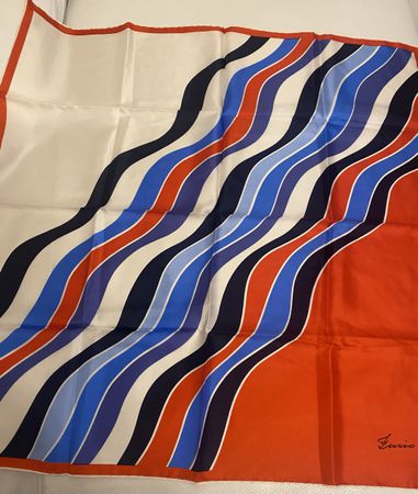 Seiden Foulard 🌸