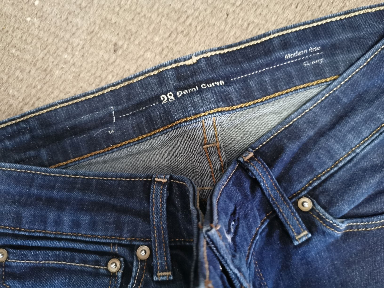 Levi's Jeans: Levi's Damen Jeans Gr. 28/34 – Usato da Berneck venduto da inamoktal 1