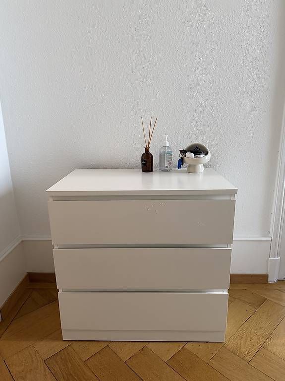Ikea Cassettiere: IKEA MALM Kommode 3 Schubladen Weiß  Top Zustand – Usato da Bern venduto da MuFanny