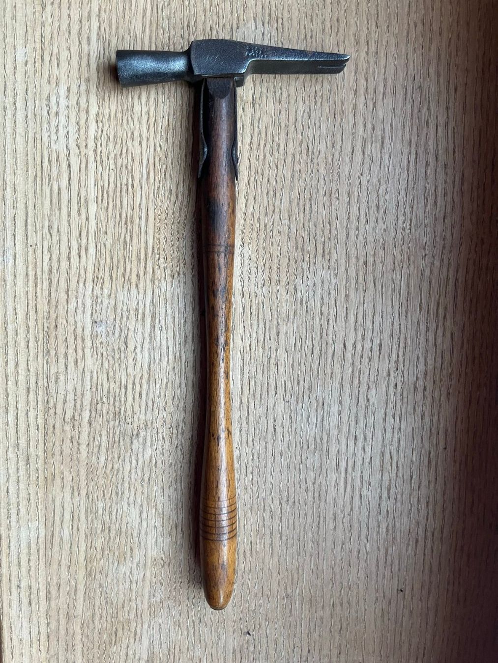 Tutti gli attrezzi: kleiner antiker Hammer Polstererhammer – Usato da Wernetshausen venduto da fahrradohnebremsen 1