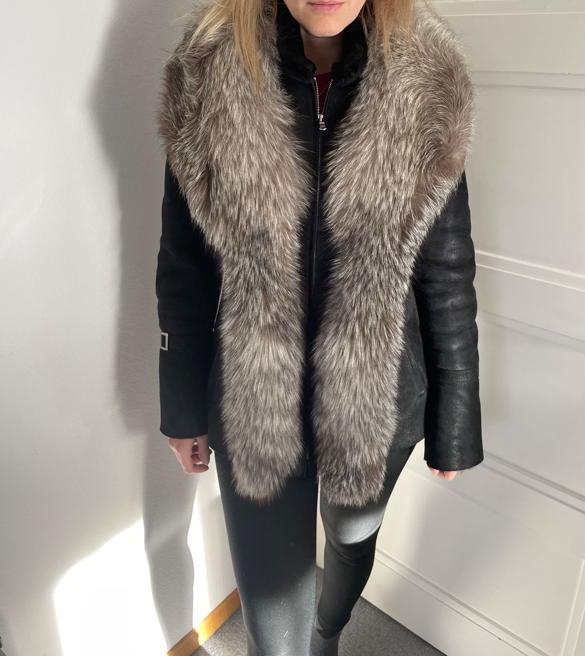 Giacche: Schwarze Winterjacke echt Leder Pelz Gr. 36/S – Usato da Münchenstein venduto da nel_57mj