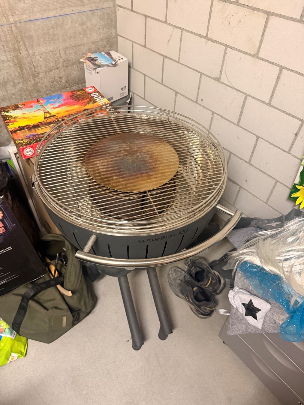 Lotusgrill Grills: Lotusgrill XXL Anthrazit – Gebraucht aus Bachenbülach von DominicC 1
