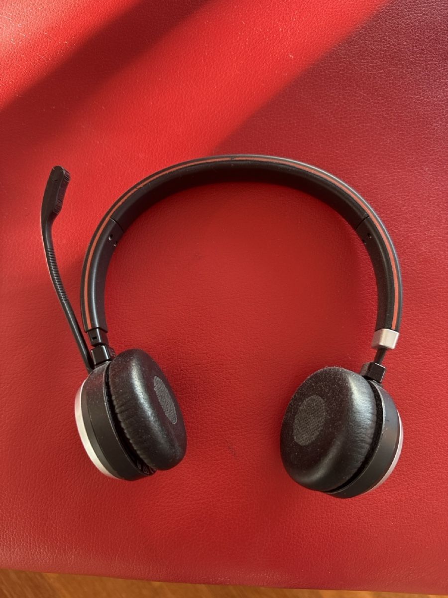 Cuffie: Jabra Headset Evolve 65 guter Zustand inkl. Dock – Usato da Uster venduto da C201677 1