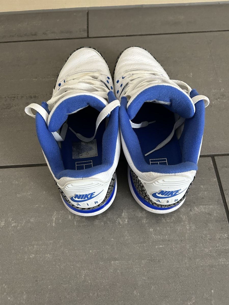 Nike Scarpe da uomo: Aur Jordan 3 low Blue Fire – Usato da Brittnau venduto da Pirce