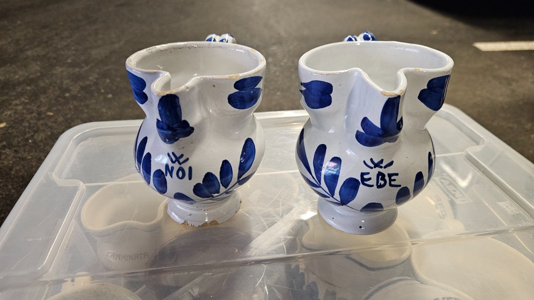 Bicchieri: 2 boccalini biancoblu (W Ebe/Noi) – Usato da Melano venduto da H-Sara